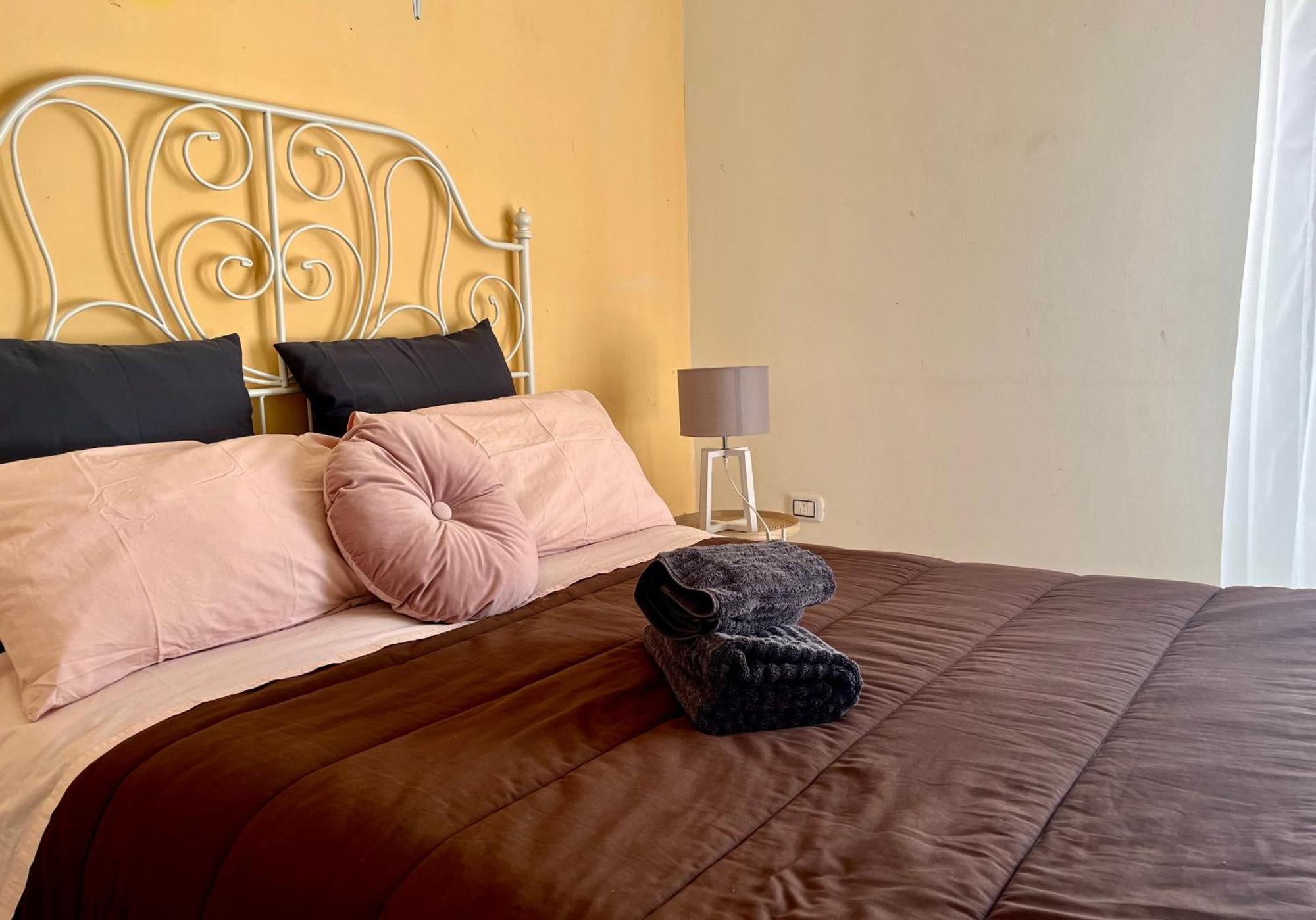 Deodato Guest House Catania Ngoại thất bức ảnh